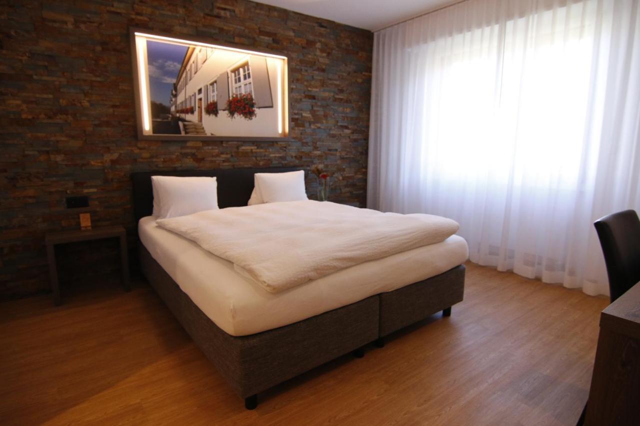 Hotel Eremitage 아를레스하임 외부 사진