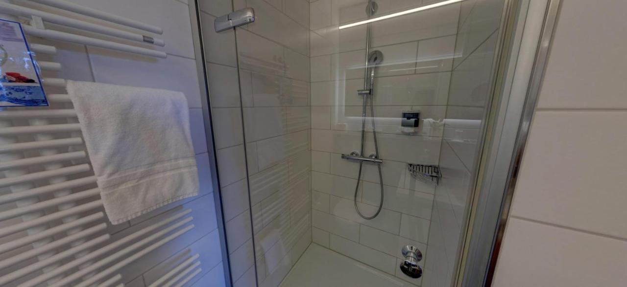 Hotel Eremitage 아를레스하임 외부 사진